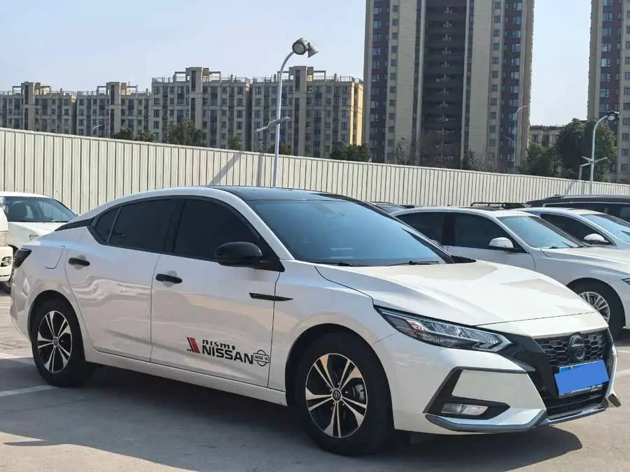 2022 نيسان سيلفي 1.6 لتر XL CVT نسخة الاستمتاع