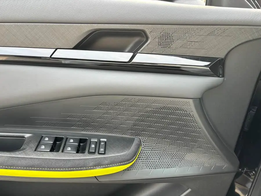 Changan UNI-V 2022 1.5T Sport Version