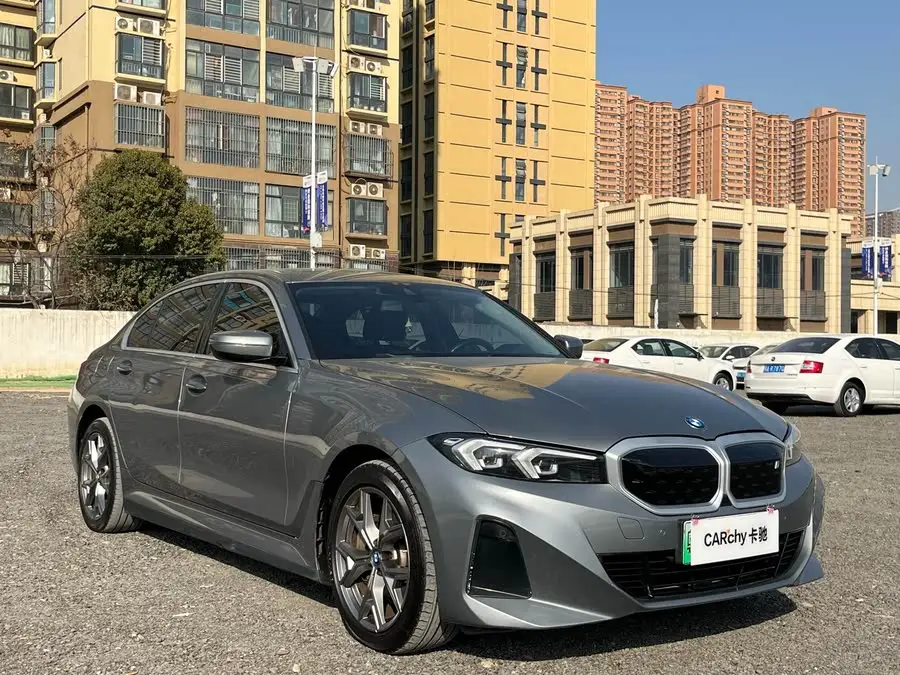 بي إم دبليو i3 2022 eDrive 35 L