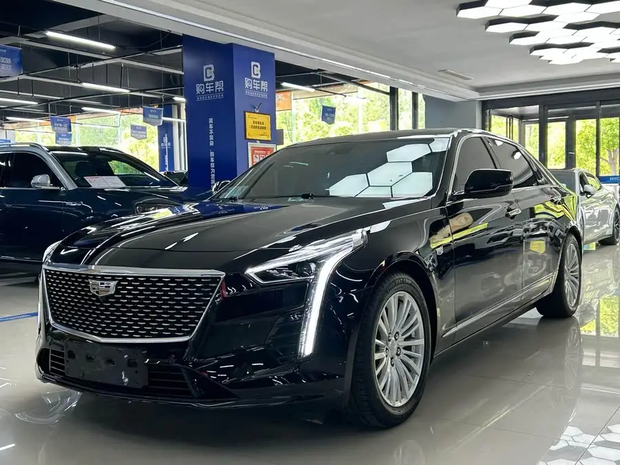 كاديلاك CT6 2021 28T الفاخرة