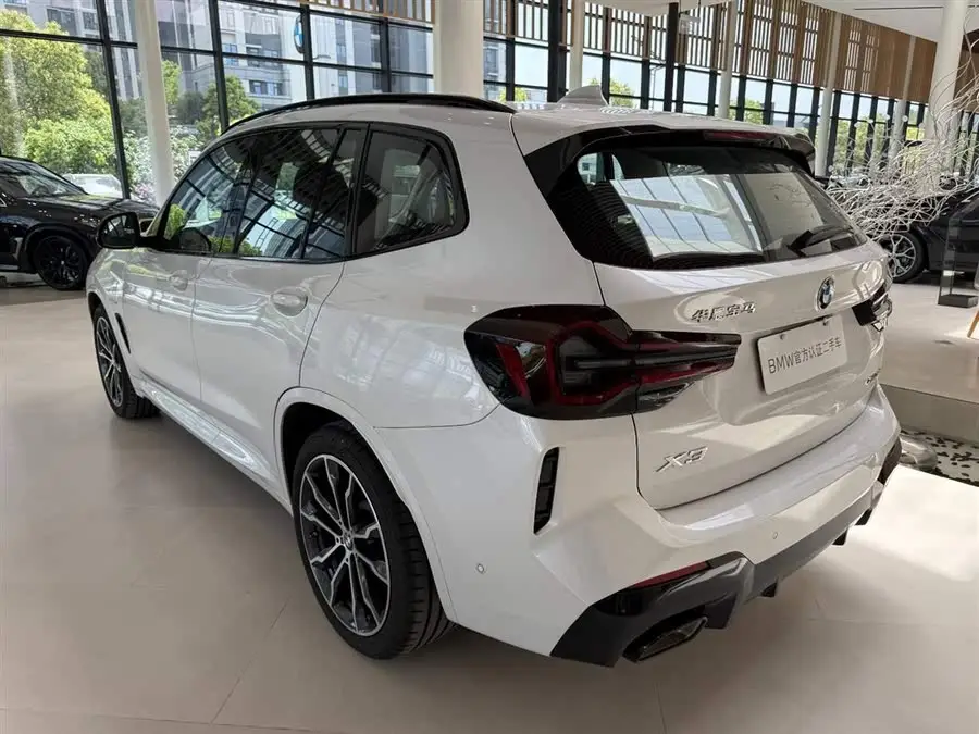 بي إم دبليو X3 2023 xDrive30i الطراز الرائد حزمة ليلة M