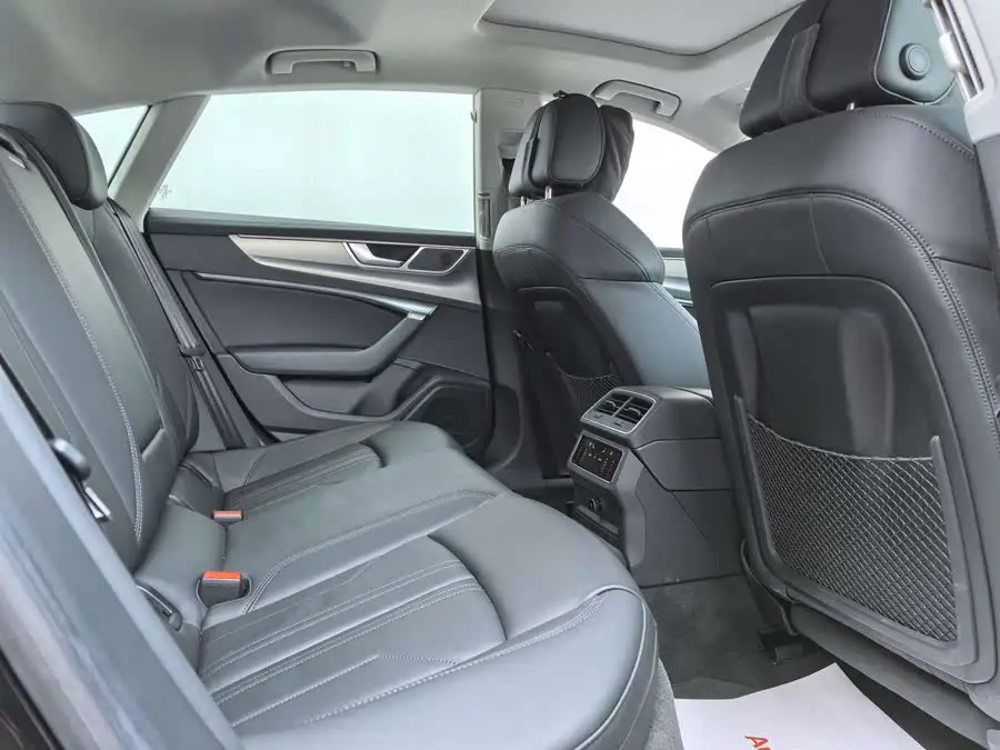 Audi A7 2023 45 TFSI Premium