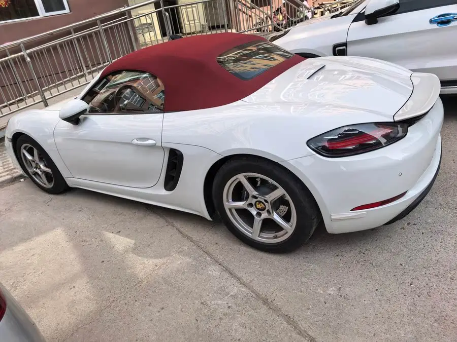 Porsche 718 2022 Model Boxster 2.0T