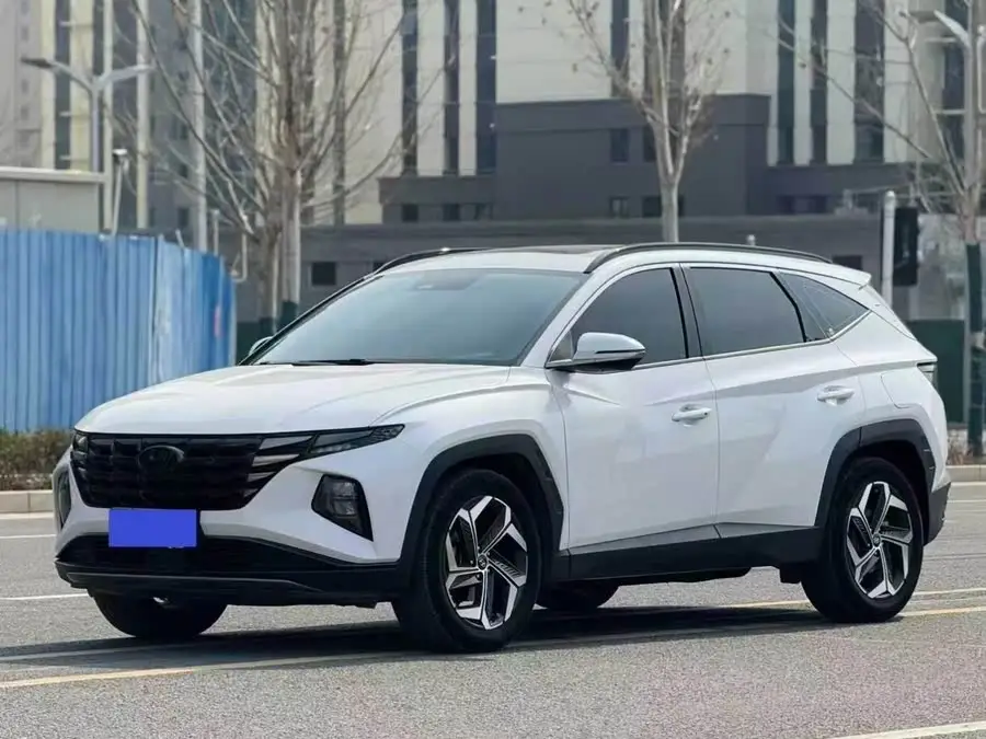 2023 Tucson L 1.5T Automatic Two-Wheel Drive LUX Premium Edition