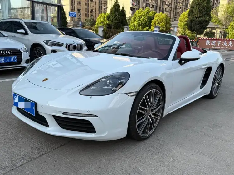 Porsche 718 2020 Model Boxster 2.0T
