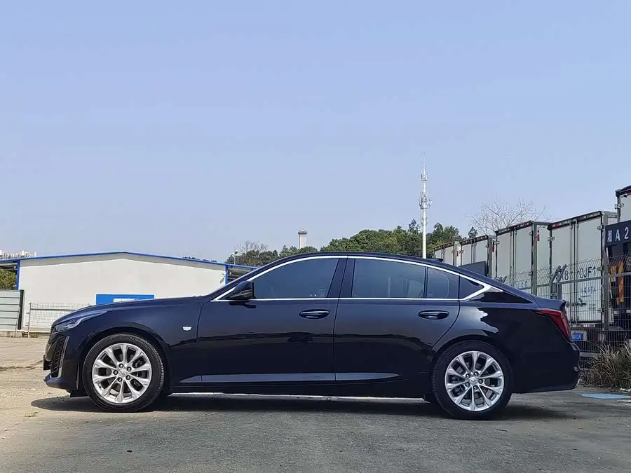 Cadillac CT5 2023 28T Luxury (Standard Version)