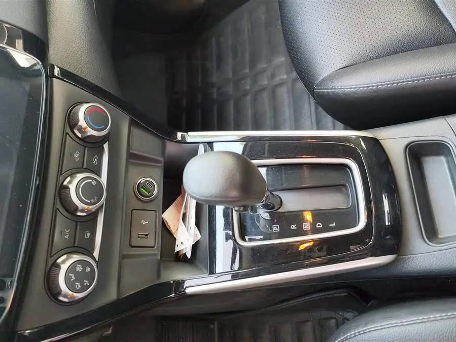 2021 نيسان سيلفي كلاسيك 1.6XL CVT فئة فاخرة