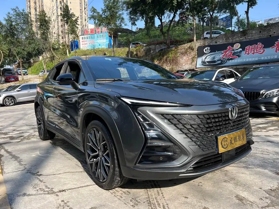 شانجان UNI-T 2022 1.5T الفاخرة