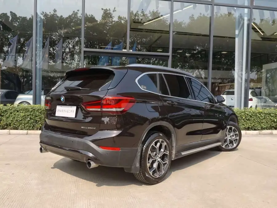 BMW X1 2022 sDrive25Li Leading Model