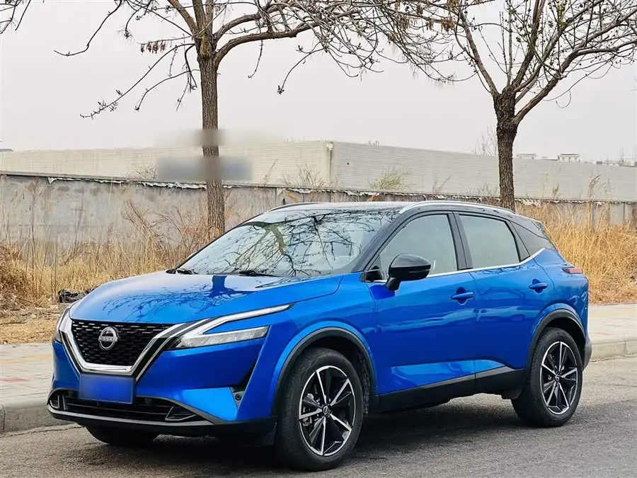 نيسان إكس-تريل 2023 1.3T CVT الفئة العليا