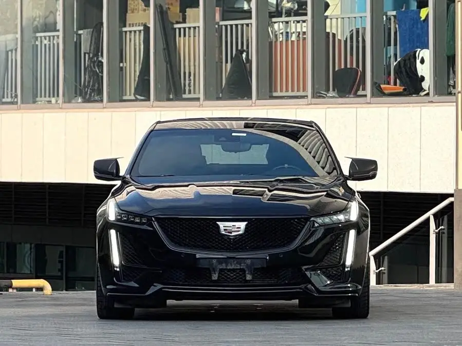كاديلاك CT5 2021 28T بلاتينوم سبورت