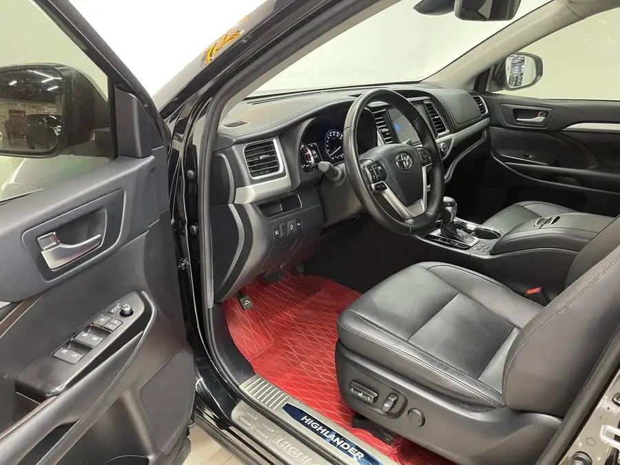 هايلاندر 2021 2.0T دفع رباعي فاخر 7 مقاعد