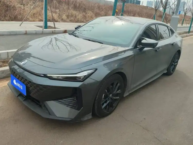 Changan UNI-V 2024 1.5T Premium