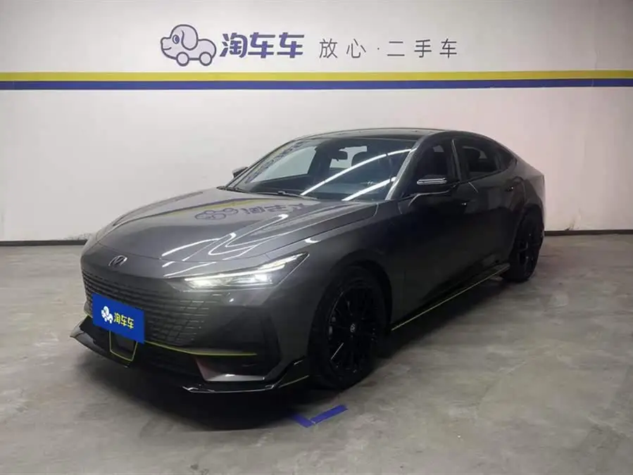 Changan UNI-V 2022 1.5T Sport Edition
