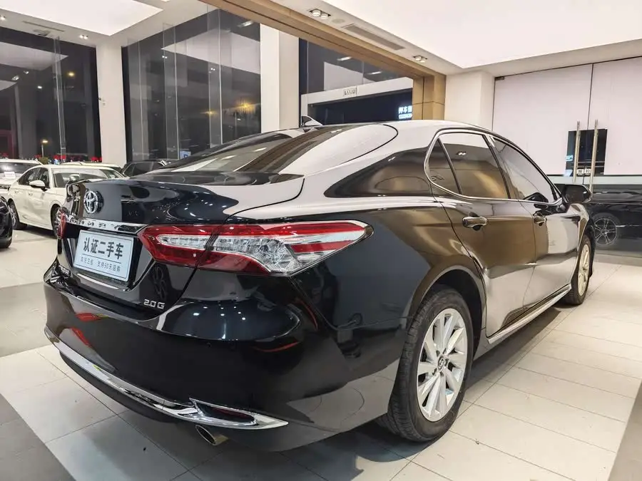 Camry 2023 2.0G Luxury Edition