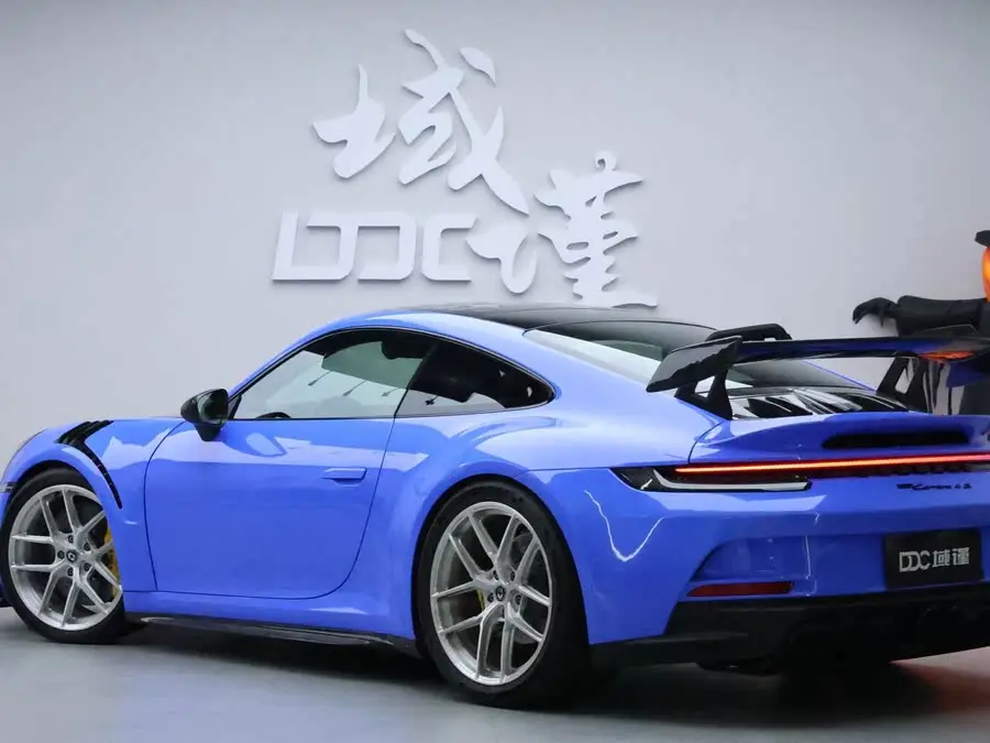 بورش 911 2023 كاريرا 3.0T