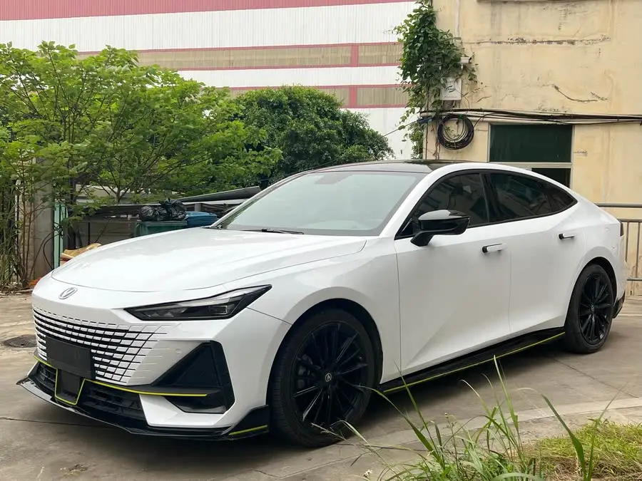 Changan UNI-V 2022 1.5T Sport Edition