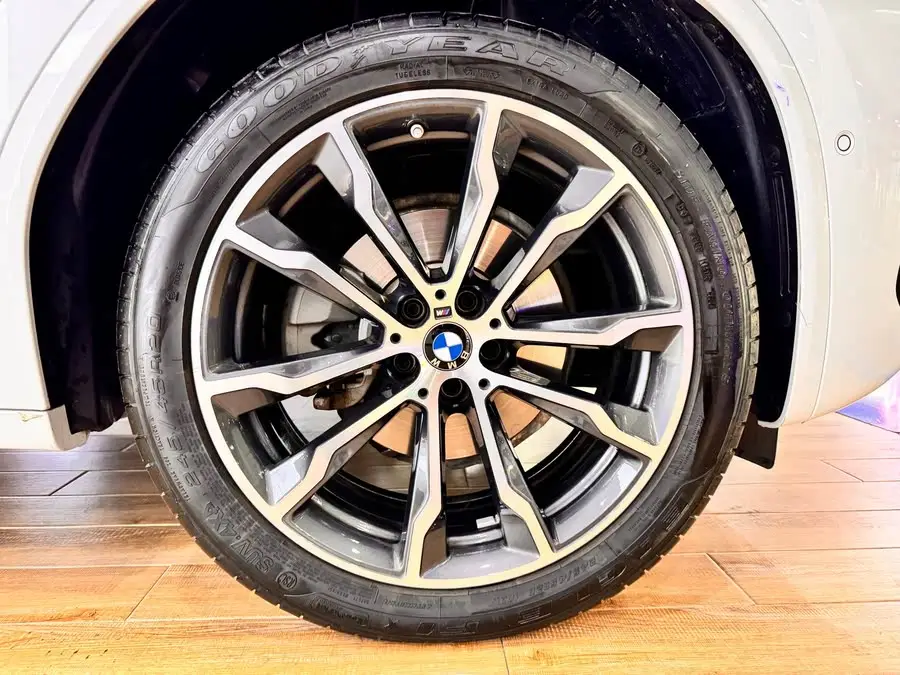 2023 BMW X3 xDrive30i Leading M Night Package