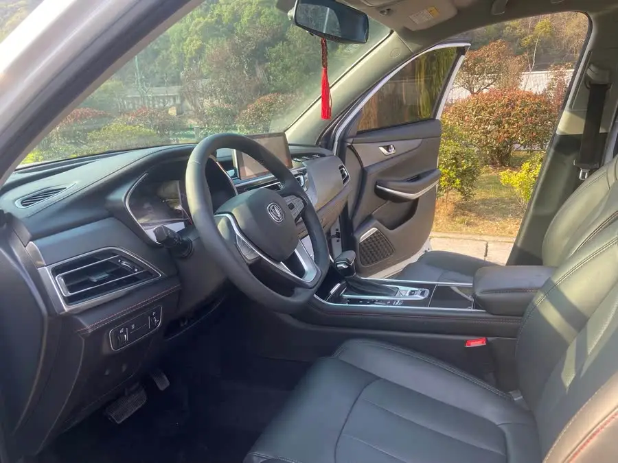 Changan CS75 2021 Glory Million Edition 280T DCT Luxury