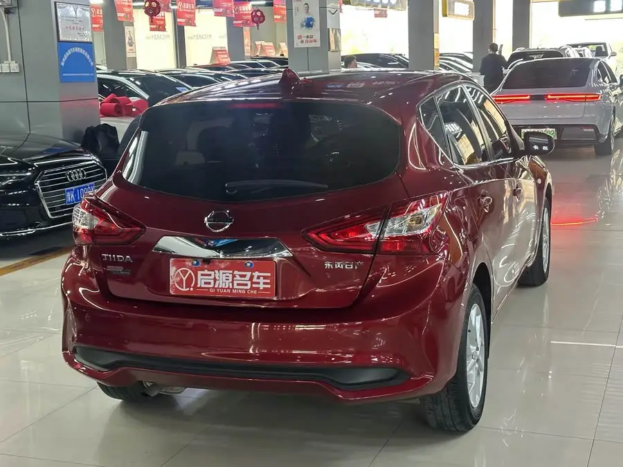 نيسان تييدا 2021 1.6 لتر CVT إصدار كول