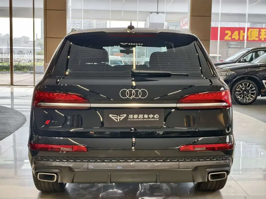 Audi Q7 2025 55 TFSI quattro S line Sport