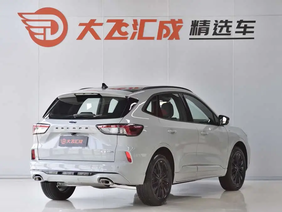 2024 فورد إيدج إيكوبوست 245 دفع رباعي ST-Line Pro