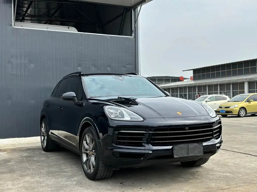 2023 Cayenne 3.0T Platinum Edition