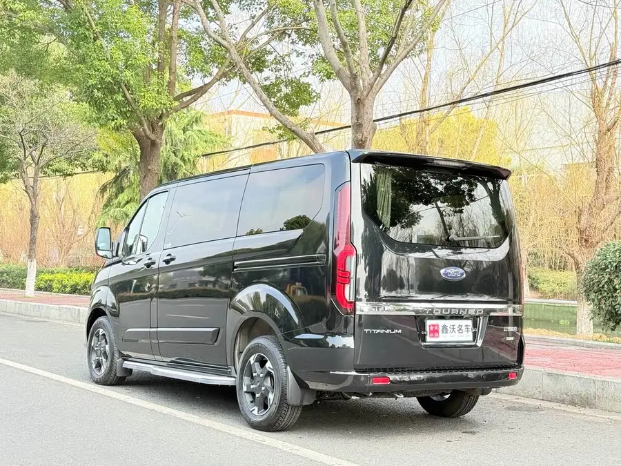 Tourneo 2023 2.0T Automatic Luxury Edition