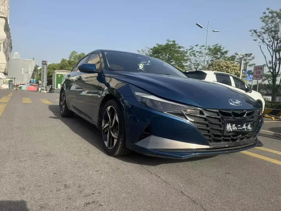 Elantra 2021 1.5L CVT LUX Premium