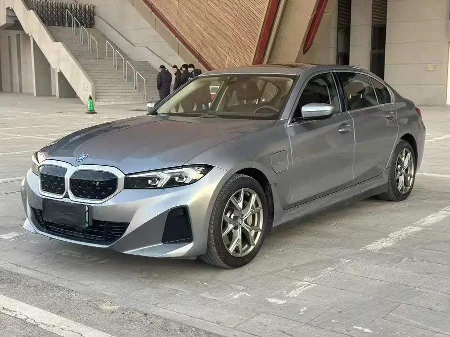 بي إم دبليو آي 3 2022 إمداد 35 ل