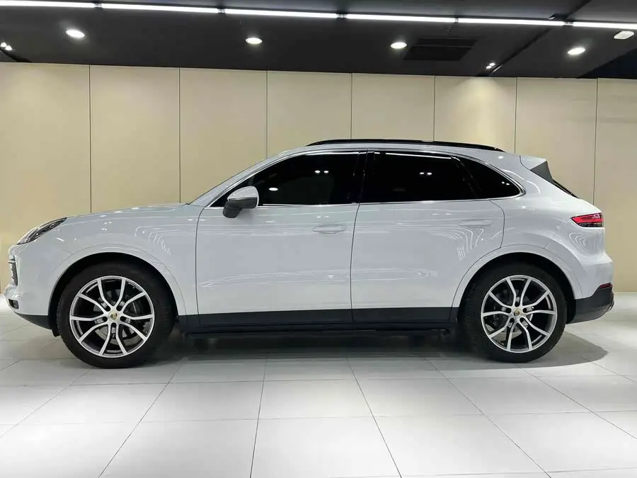 2022 Cayenne 3.0T Platinum Edition
