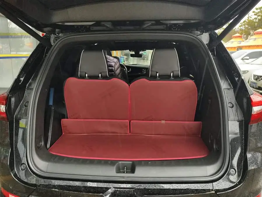 إنفيجن 2022 652T الدفع الرباعي الفاخر 6 مقاعد