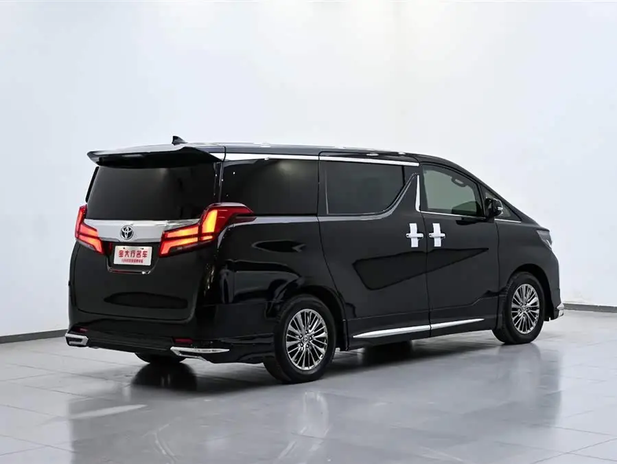 ألفارد 2021 بمحرك مزدوج 2.5 لتر الفئة المميزة