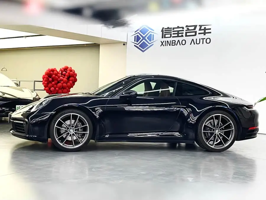 Porsche 911 2022 Carrera 3.0T