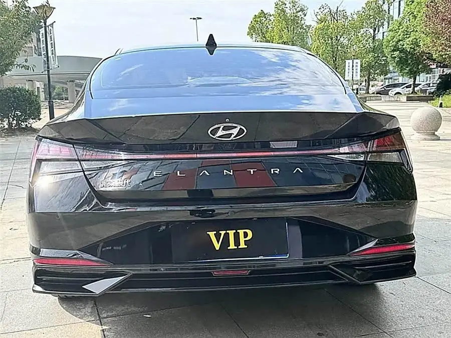 Elantra 2021 1.5L CVT GLS Leading Edition