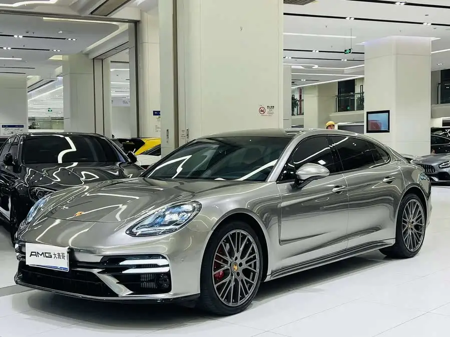 2023 Panamera 4 Executive Platinum Edition 2.9T