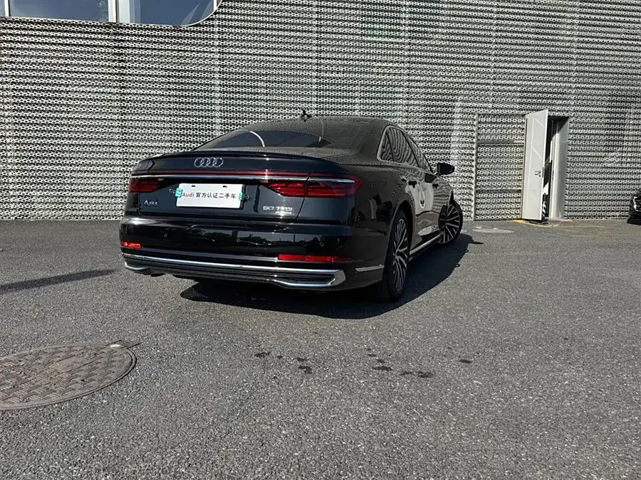 Audi A8 2024 A8L 50 TFSI quattro Premium