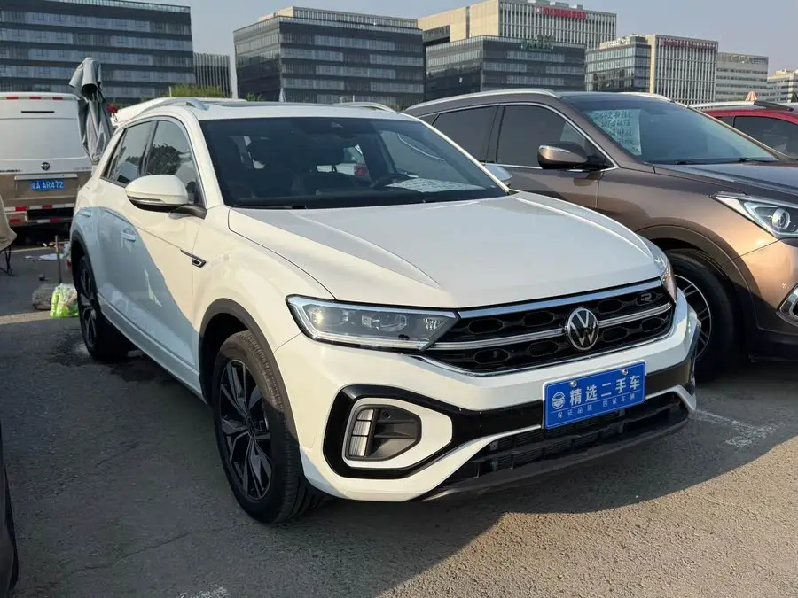 T-ROC 2023 نموذج 300TSI DSG دفع ثنائي إصدار تشوانغغوانغ