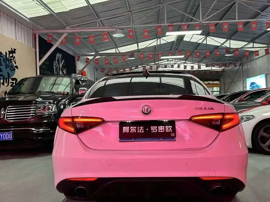 2020 جيوليا 2.0T 280HP إصدار الرياضية الفاخرة