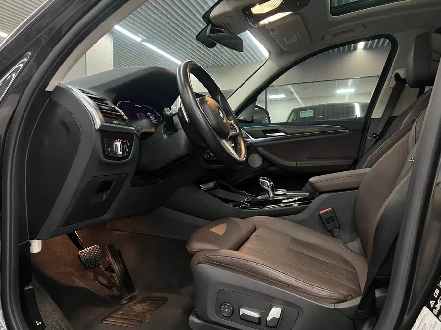 BMW X3 2022 xDrive30i Leading Model M Sports Package