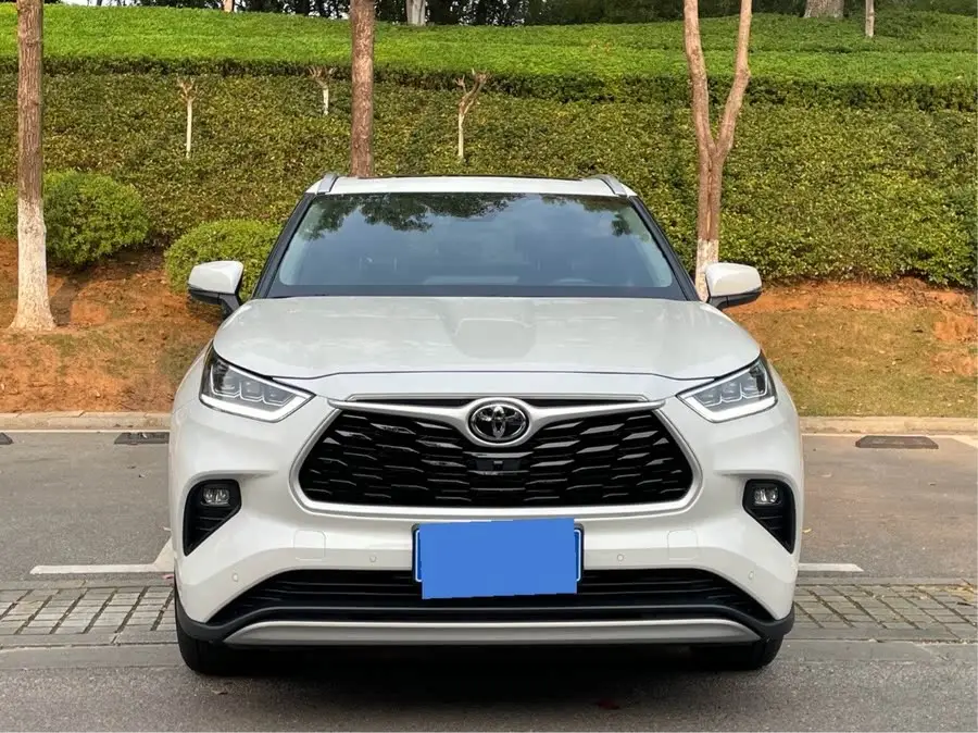 هايلاندر 2022 موديل 380T النسخة الفاخرة ذات الدفع الرباعي 7 مقاعد