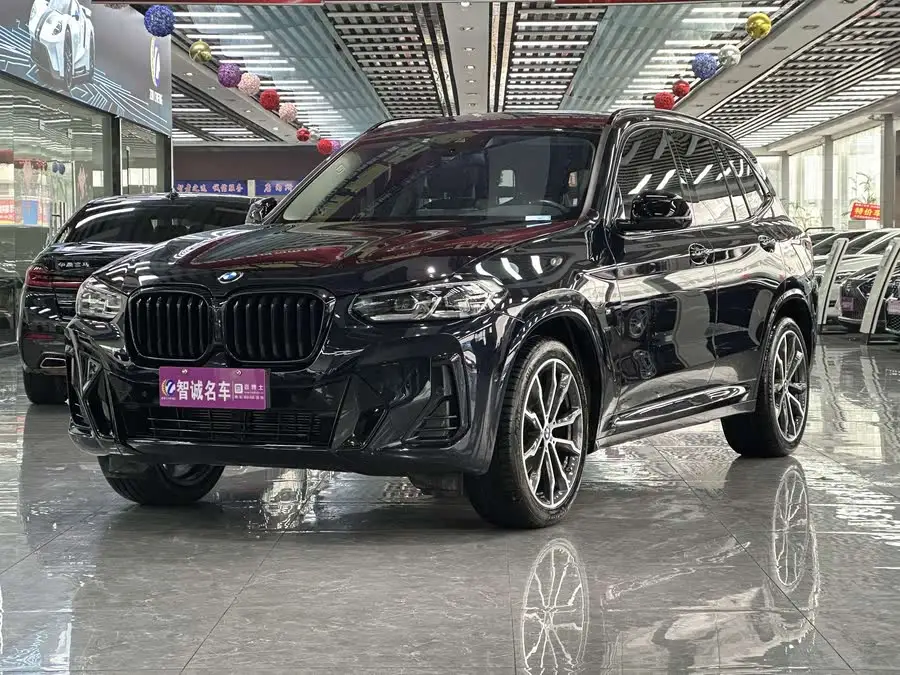بي إم دبليو X3 موديل 2022 facelift II xDrive30i إصدار رائد حزمة M ليلية