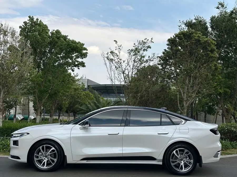 2022 فورد مونديو فاسيليفت إيكوبوست 245 الفخمة