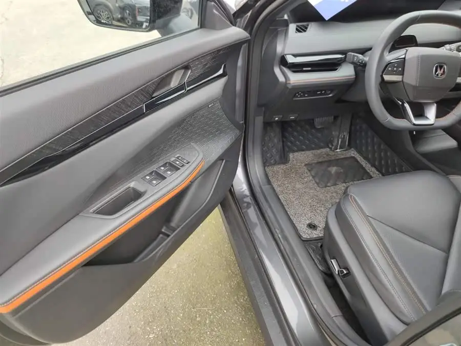 Changan UNI-V 2022 1.5T Premium