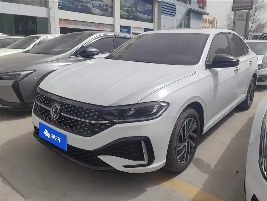 لافيدا 2023 300TSI DSG إصدار نجوم ممتعة بالكامل