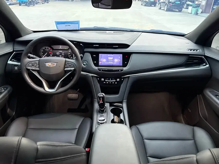 Cadillac XT6 2022 2.0T Six-seat AWD Luxury