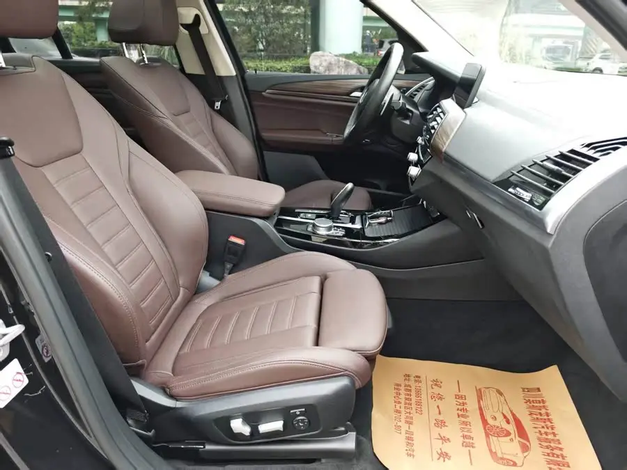 BMW X3 2021 xDrive28i Luxury Package