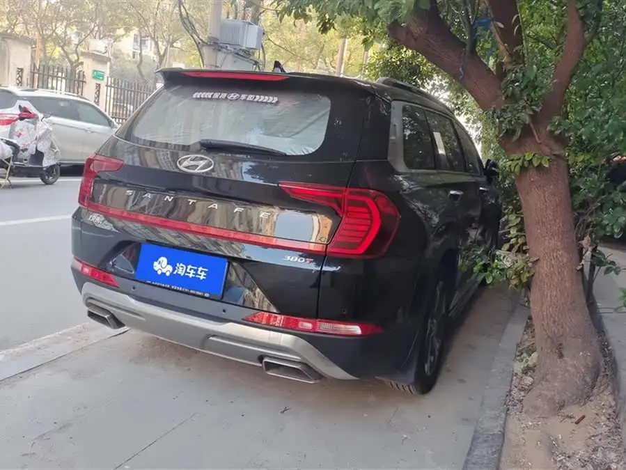 2020 Hyundai Santa Fe 380 TGDi Automatic Two-Wheel Drive GLS Luxury Edition