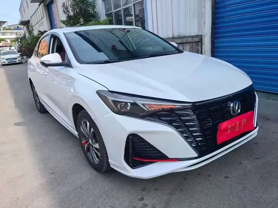 إيدونغ 2023 طراز نسخة تشانغشيانغ بلس بلو ويل NE 1.4T GDI DCT النسخة المميزة