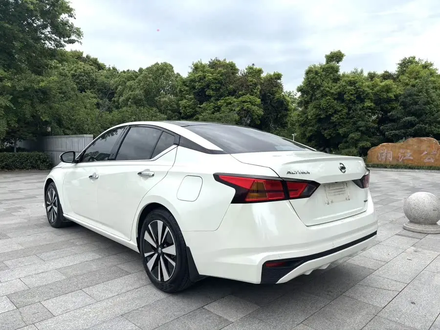 Altima 2021 2.0L XL Comfort Version